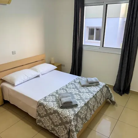 Cozy Budget Apartment